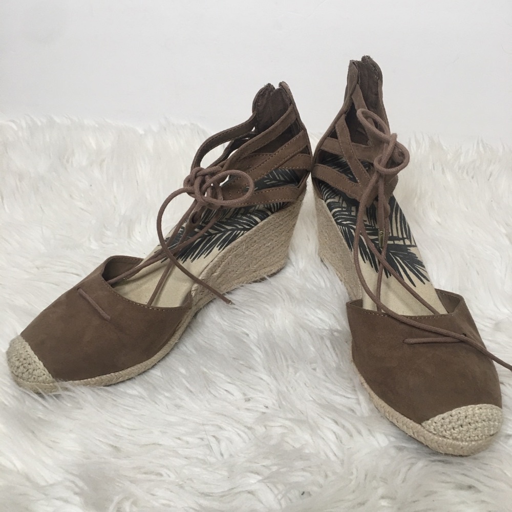 DV Dolce Vita Wedge Espadrille Sandals